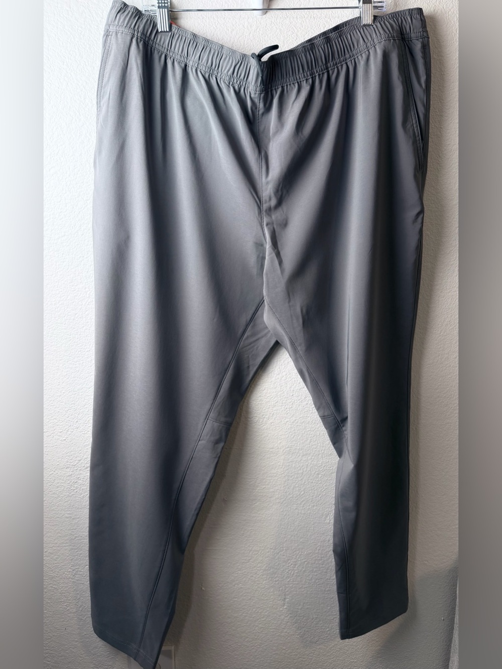 Eddie Bauer Men’s XXL Gray Woven Pants Stretch Pull On Athletic Outdoor NWT